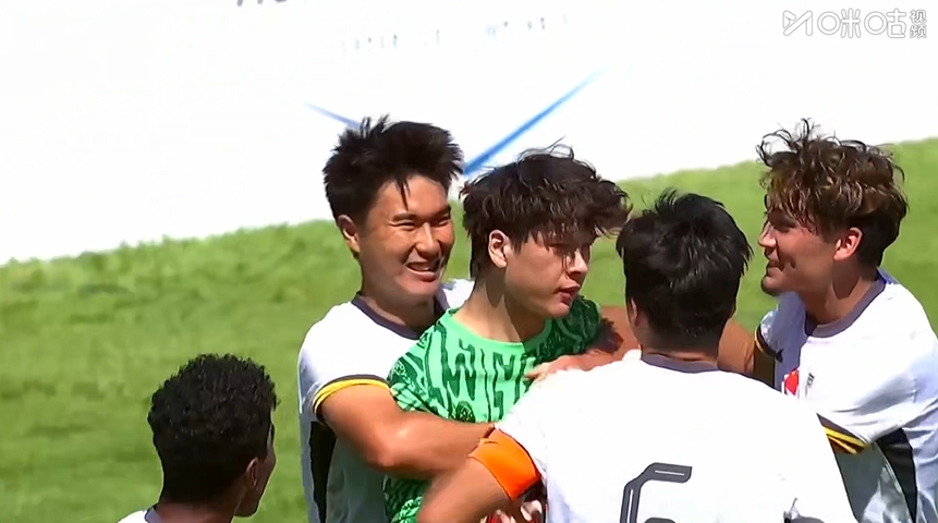 半场扑点+多次救险,U19国足门将依合散零封哥伦比亚