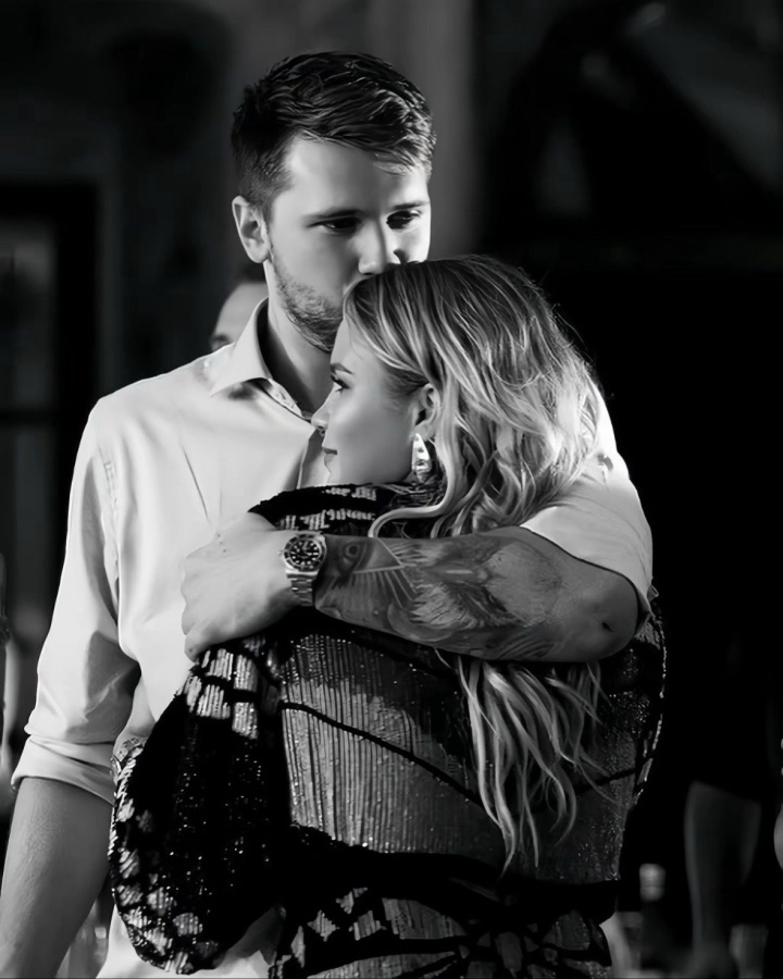 东契奇正式宣布分手 场外抚养权诉讼与场内七连胜同期上演