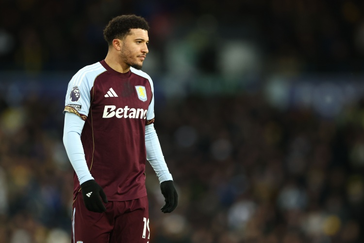 维拉两回合零封里尔晋级 桑乔助攻麦金复出