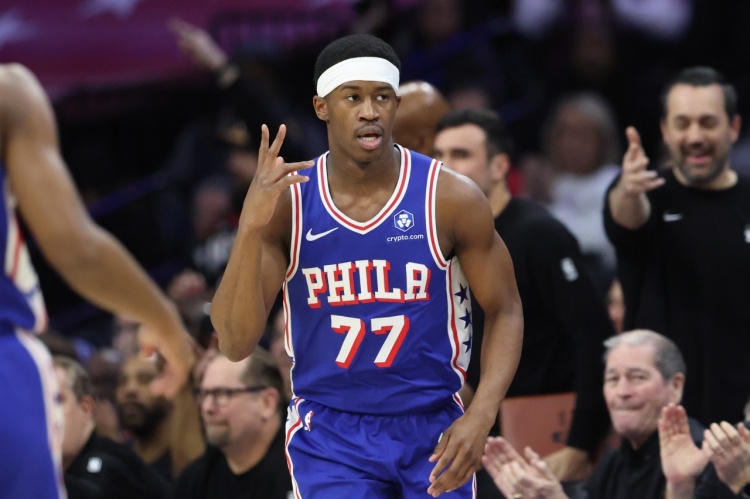 东契奇60分7板5断 主播票选全票当选单日最佳 东契奇60分7板5断 主播票选全票当选单日最佳