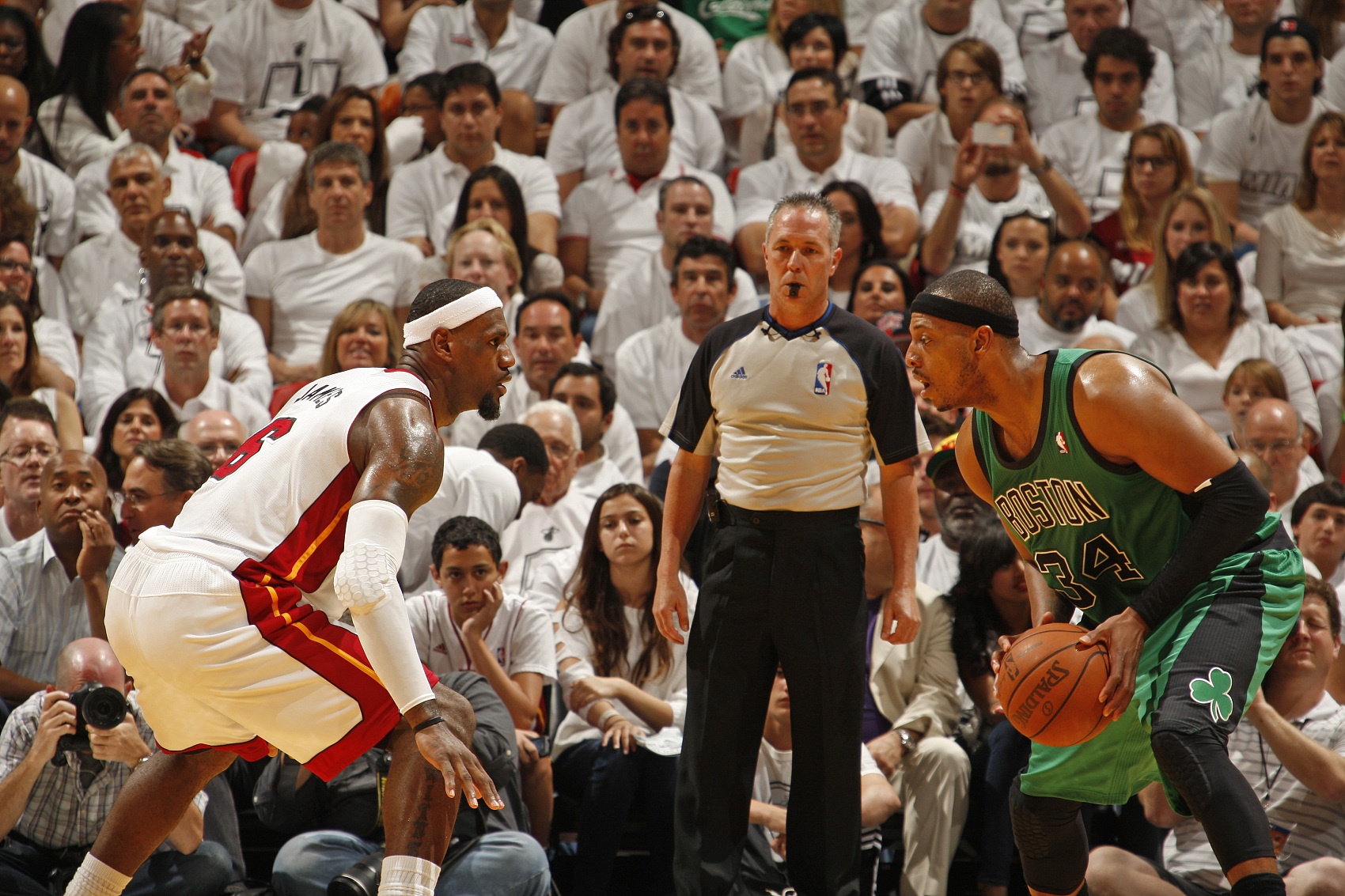 皮尔斯再论GOAT之争:勒布朗再夺两冠亦难超乔丹