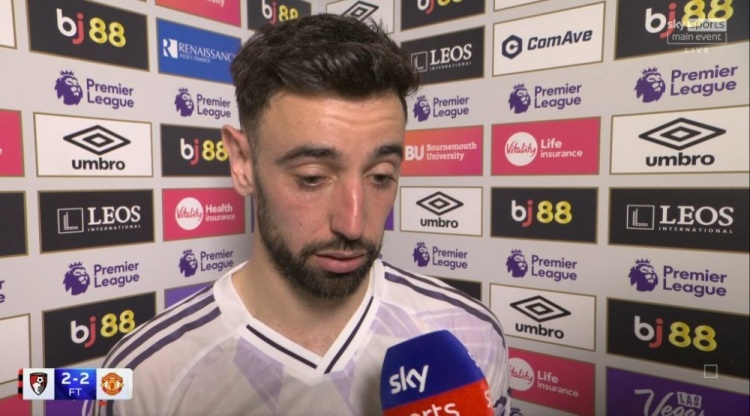 争议判罚主导梦剧场平局 曼联两度落后十人战平伯恩茅斯 争议判罚主导梦剧场平局 曼联两度落后十人战平伯恩茅斯