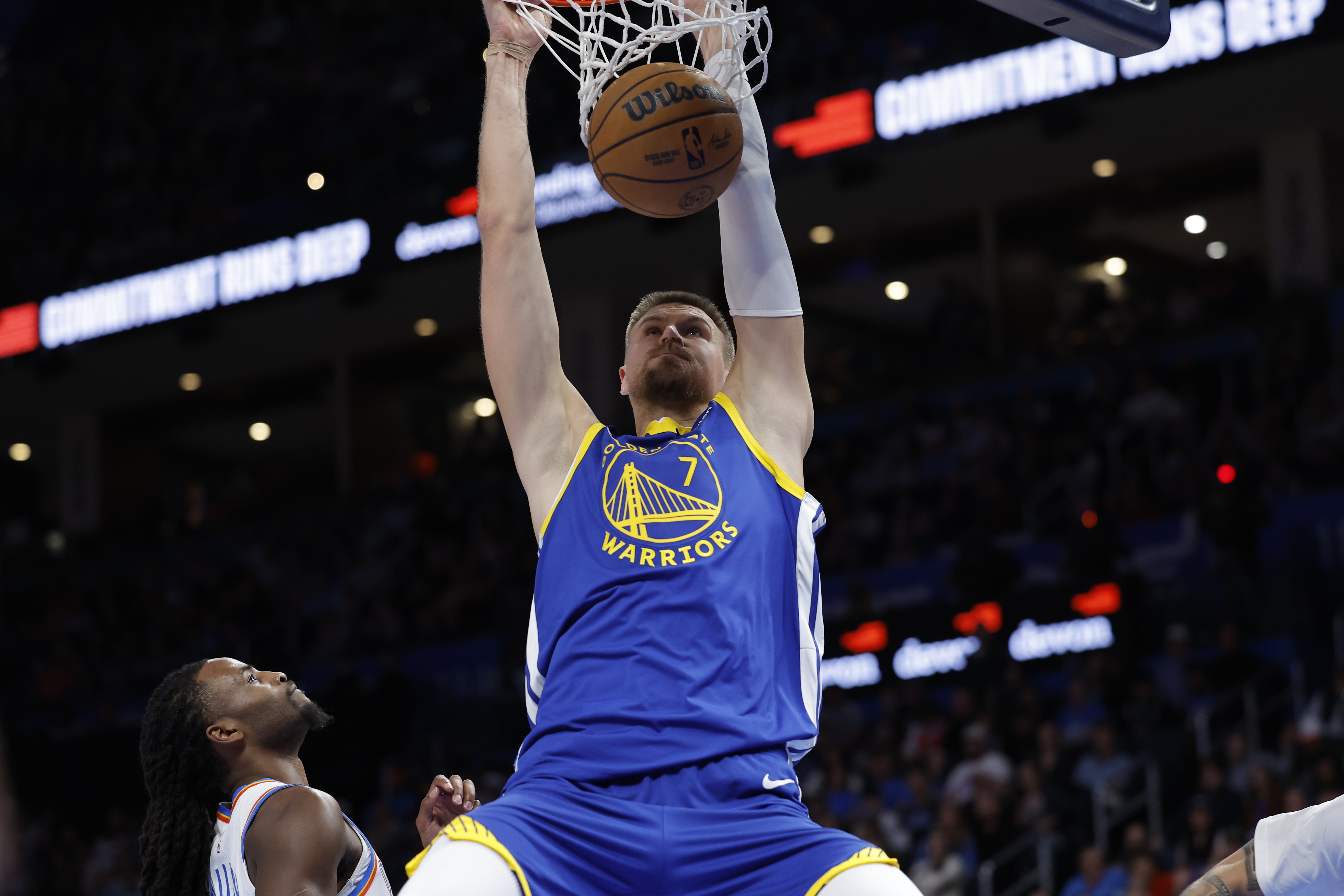 科尔复盘崩盘：波津伤退成转折点 空间型五号位缺失致进攻瘫痪