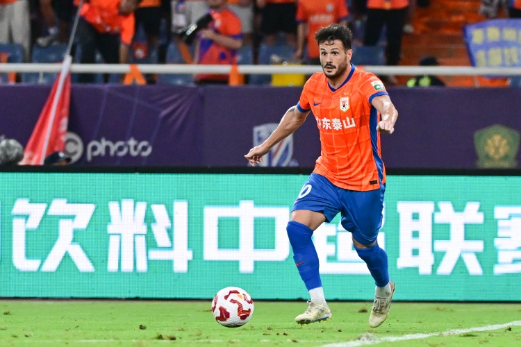 泰山客场0-4溃败玉昆 高原作战放大冬训缺失