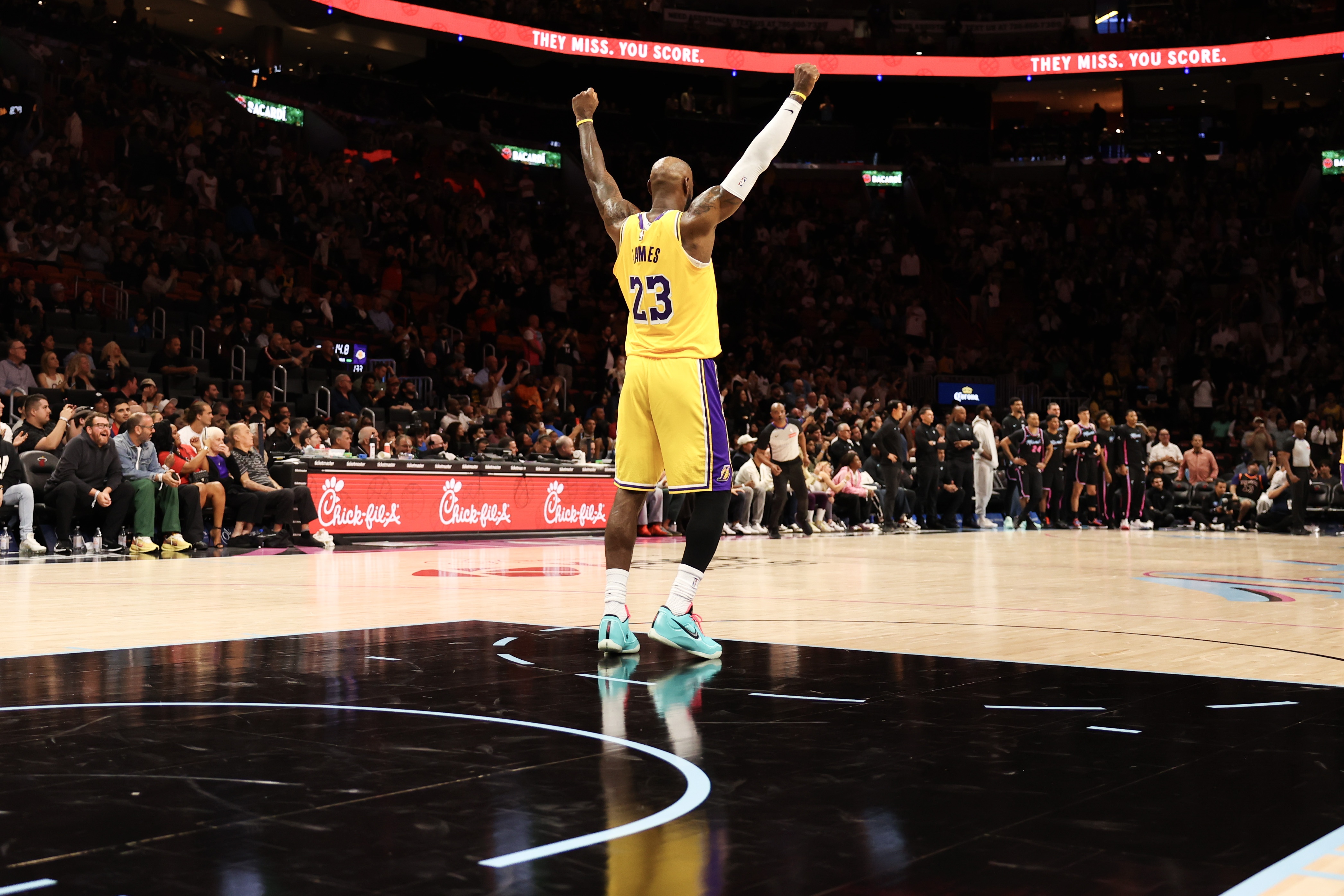 A·史密斯：詹姆斯是历史前二 正为东契奇让路