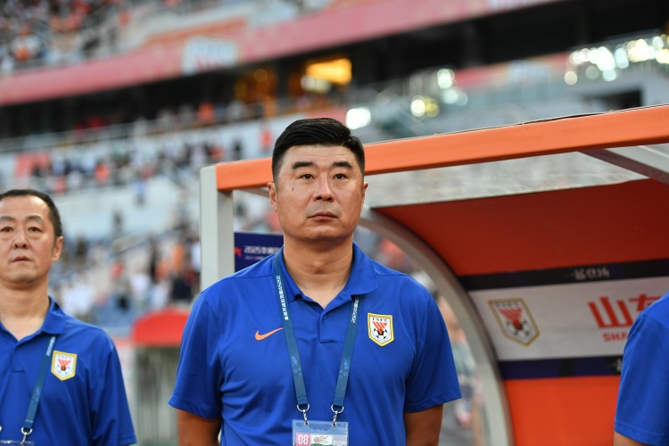 泰山客场0-4玉昆 郑晋指准备不足三中卫体系失效