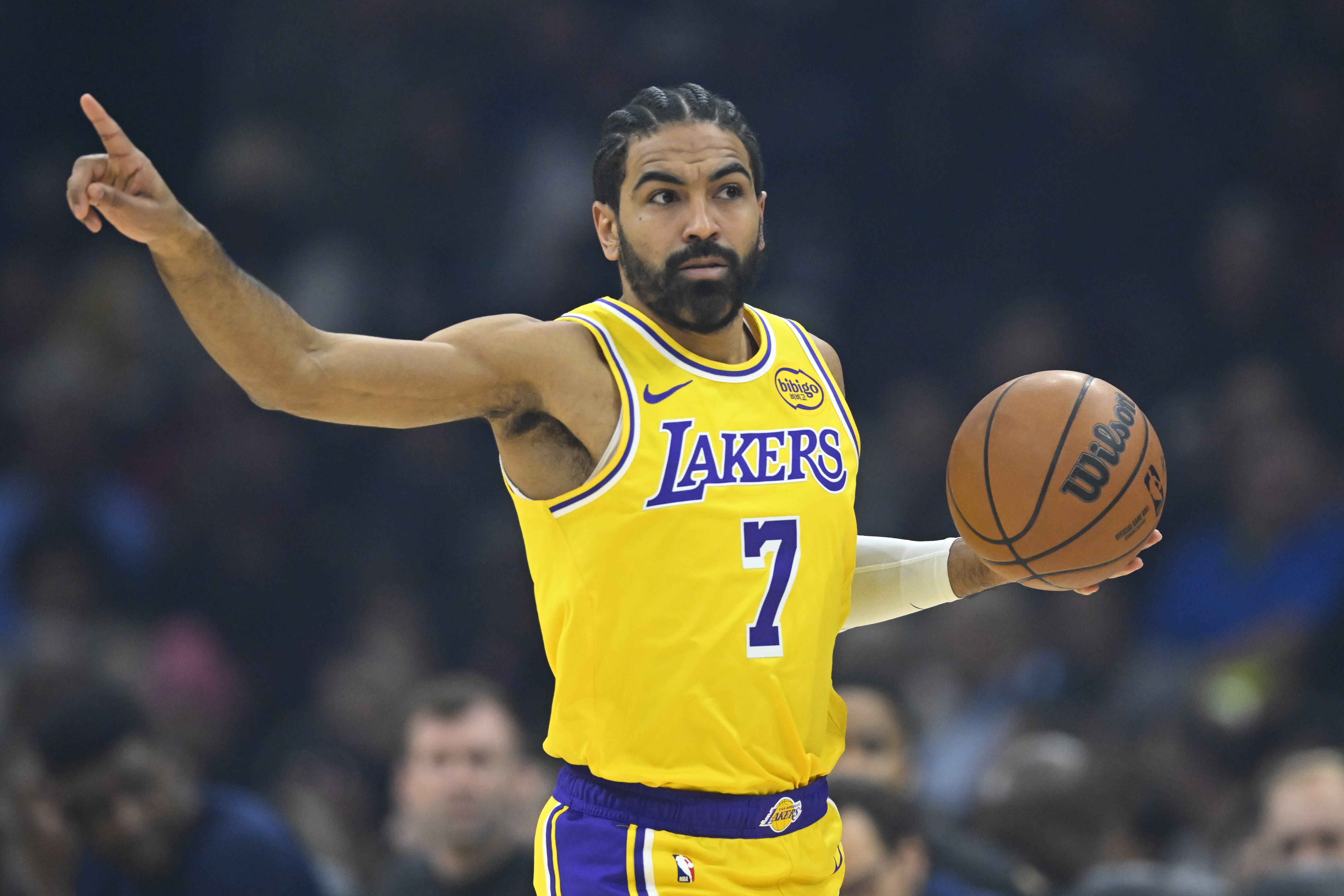 佩林卡神之一手:文森特换肯纳德 湖人三分命中率从联盟第21飙升至第4 佩林卡神之一手:文森特换肯纳德 湖人三分命中率从联盟第21飙升至第4