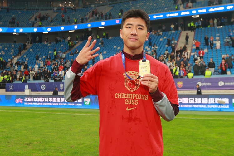 李圣龙转战中乙海港B队 直言留队更具意义 李圣龙转战中乙海港B队 直言留队更具意义