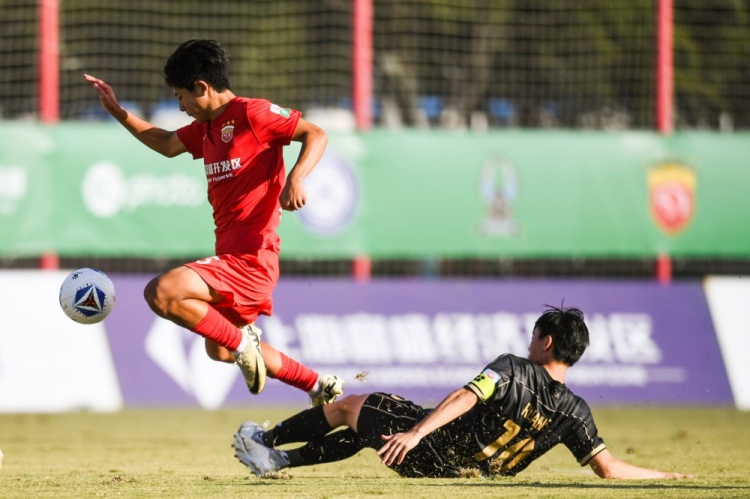 温钧翔88分钟点射救主 海港富盛经开收官战1比1温州中胤