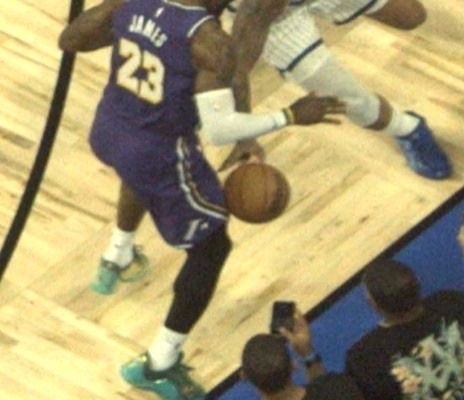 官方裁判报告出炉 湖人绝杀战两次漏判一次错判均不利魔术